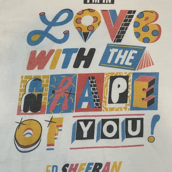 Ed Sheeran I’m In Love With The Shape Of You Men’s Short Sleeve Tee Shirt Medium - Picture 2 of 3
